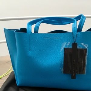 Ampersand as Apostrophe NWT sideways large tote